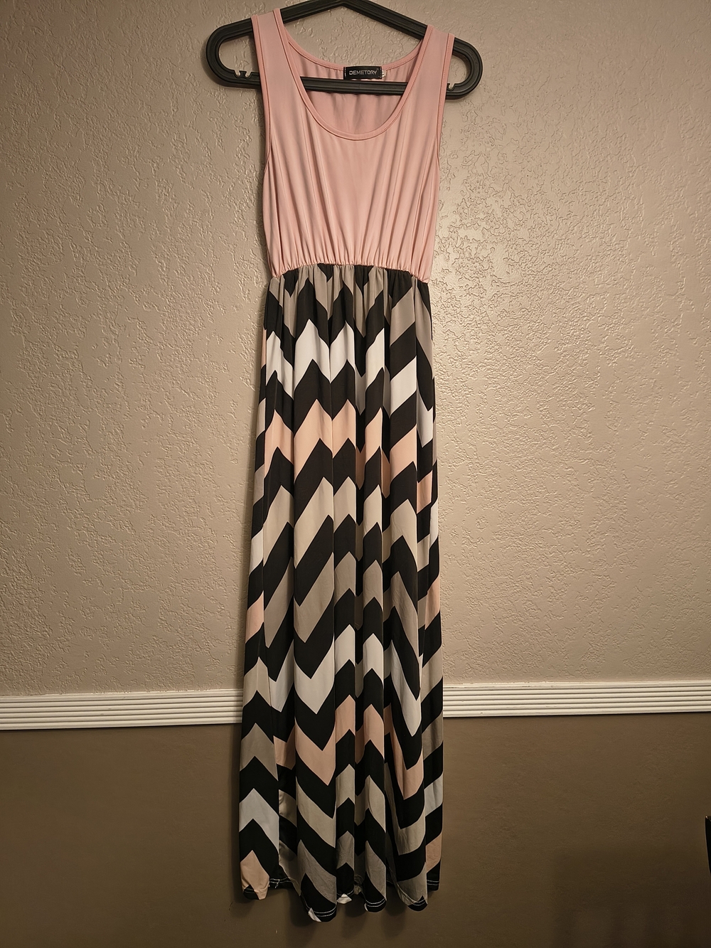 Xl Maxi Long Dress with Pink, Gray, Black and White Chevron Print